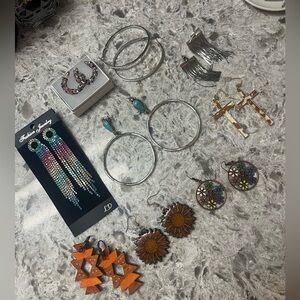 Earring lot